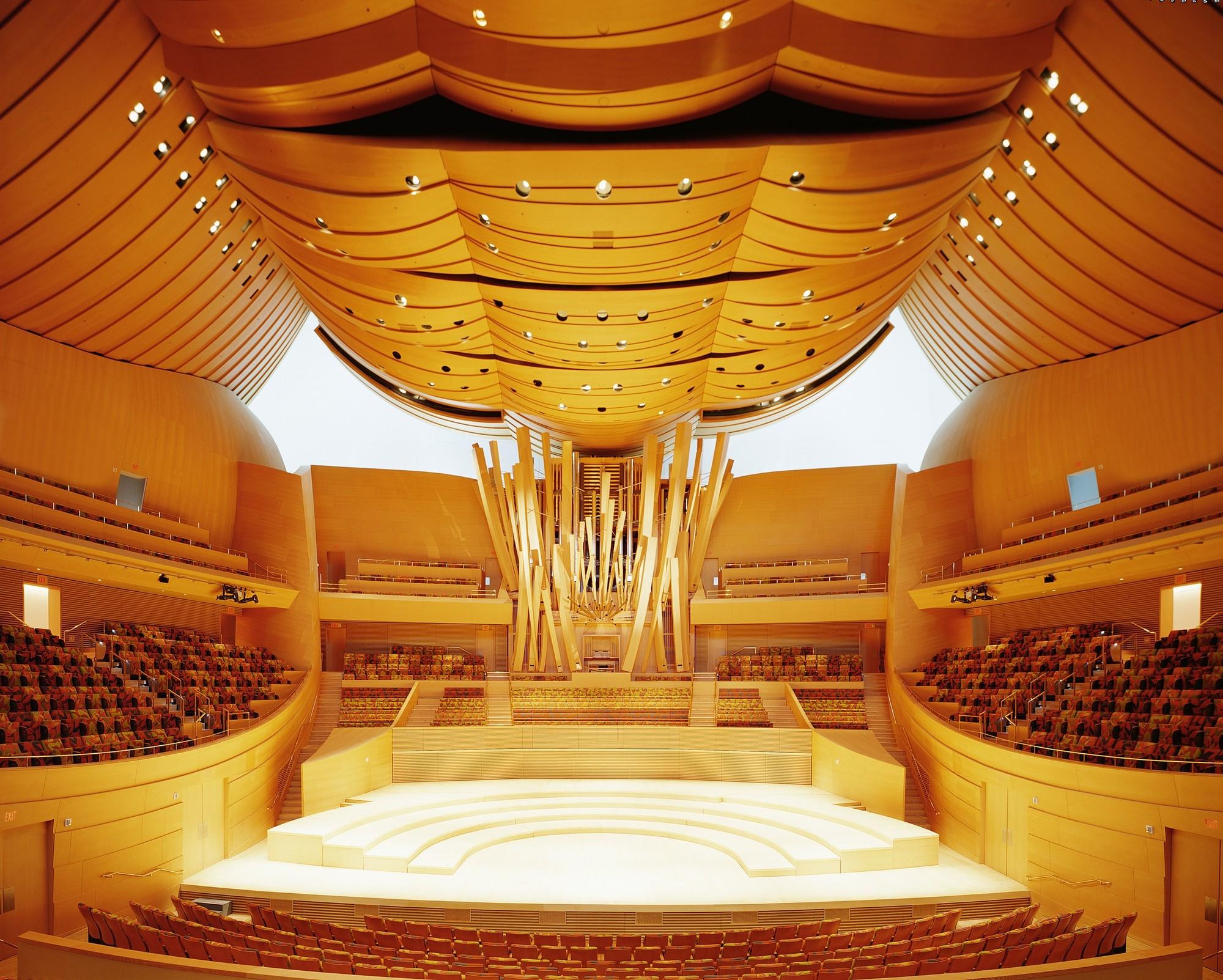 The Walt Disney Concert Hall: A Masterpiece Of Architecture And Design ...