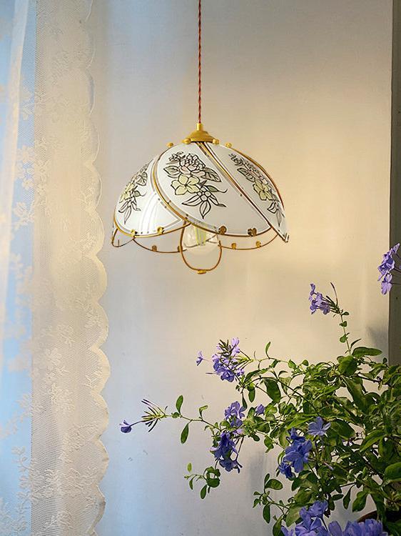 Tiffany Lily Pendant Lamp