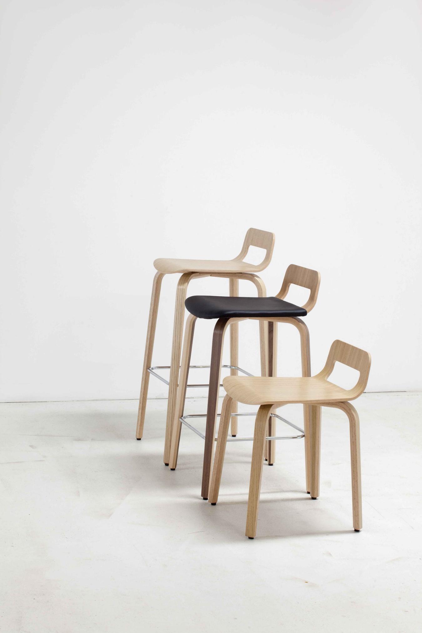 KORVET Medium Barstool