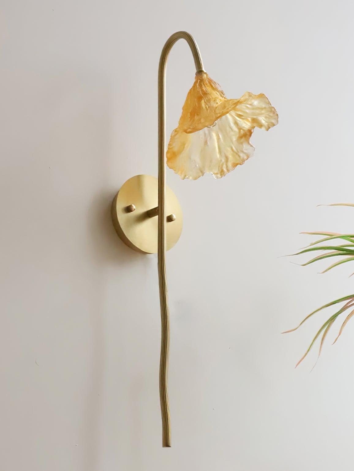 Lotus Amber Wall Lamp