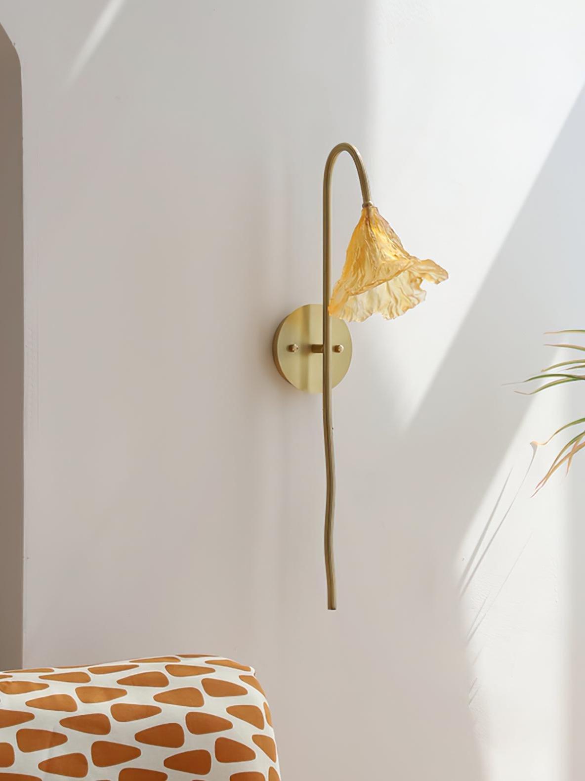 Lotus Amber Wall Lamp