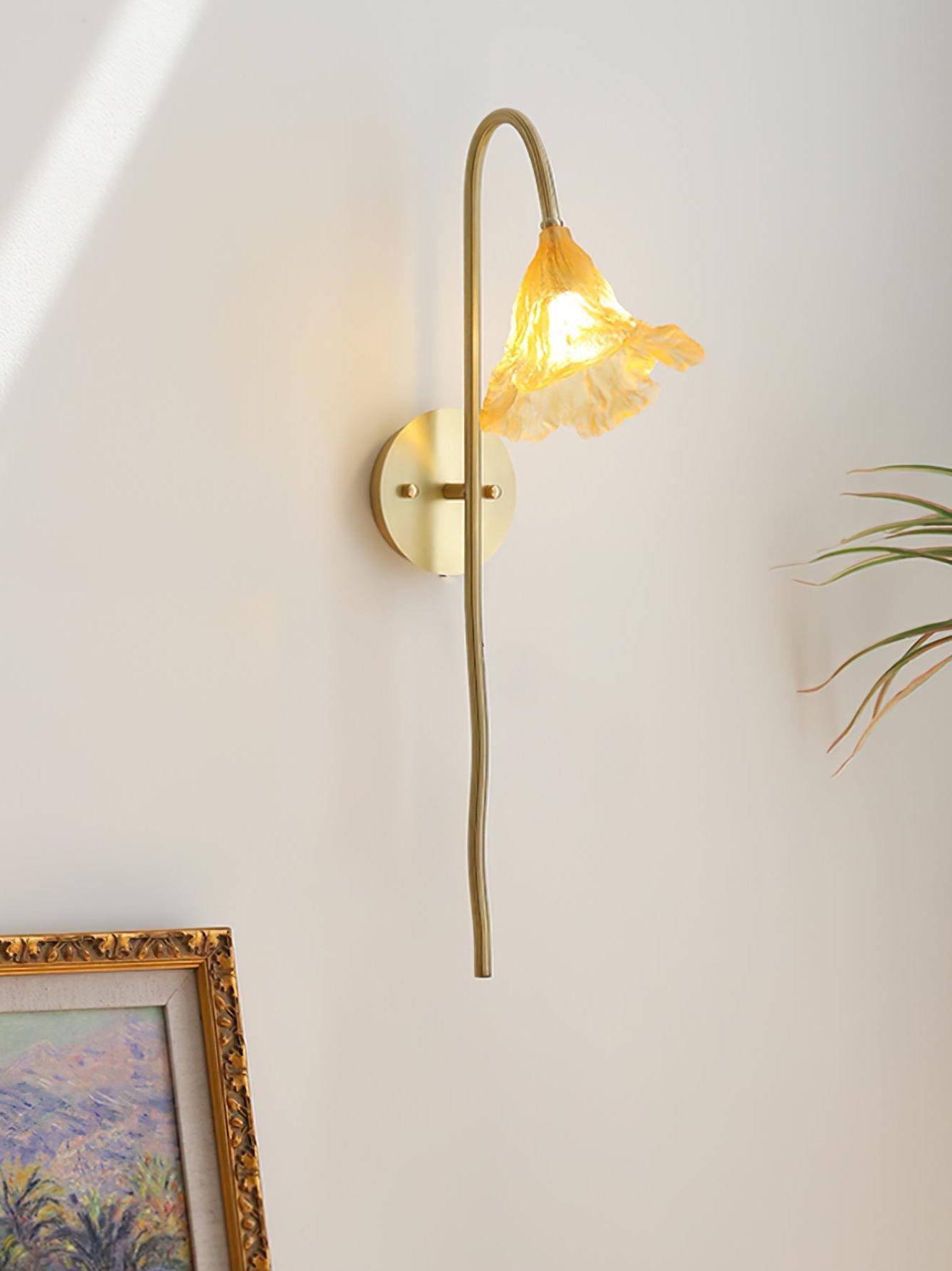 Lotus Amber Wall Lamp