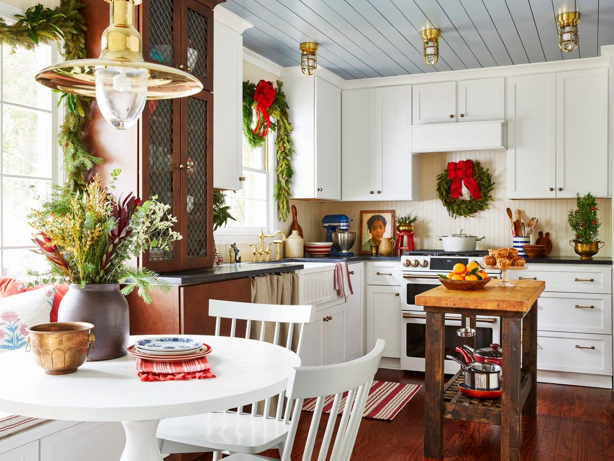 A Festive Kitchen: Transform Your Space For A Magical Christmas